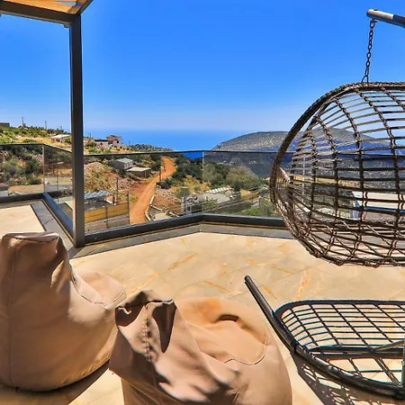 4 Bedroom With Private Pool Near *