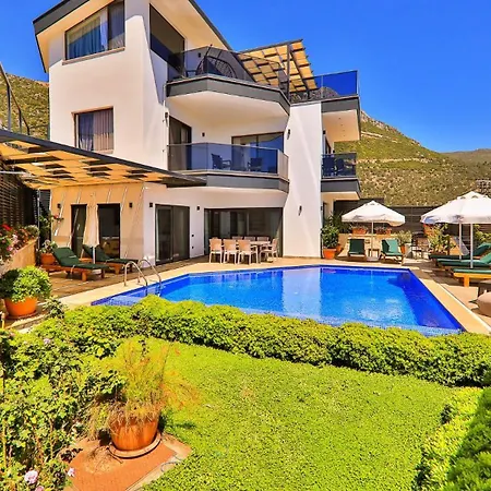 וילה 4 Bedroom With Private Pool Near *